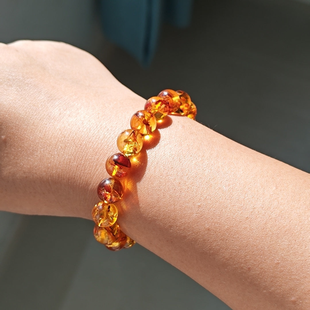 Natural Amber Bracelet with Sun Spangles | 9.8-10.4mm Beads