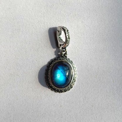 Natural Labradorite Pendant | 925 Sterling Silver | Oval